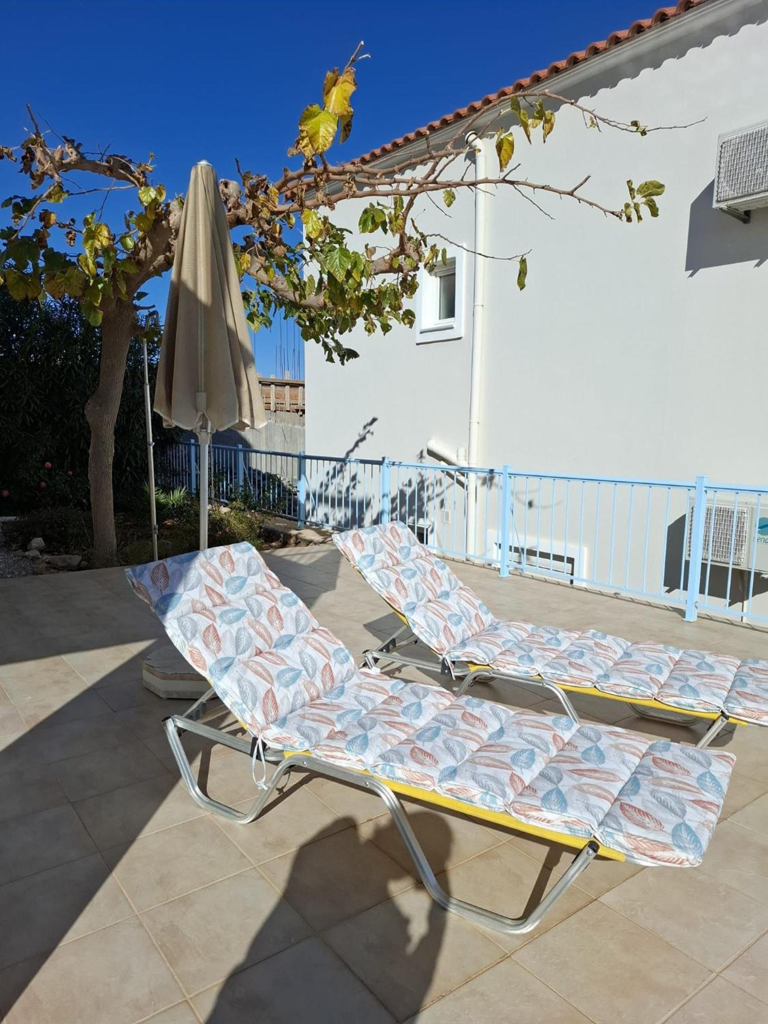 Vila Breathtaking Sea And Mountain Views Kefalas Exteriér fotografie