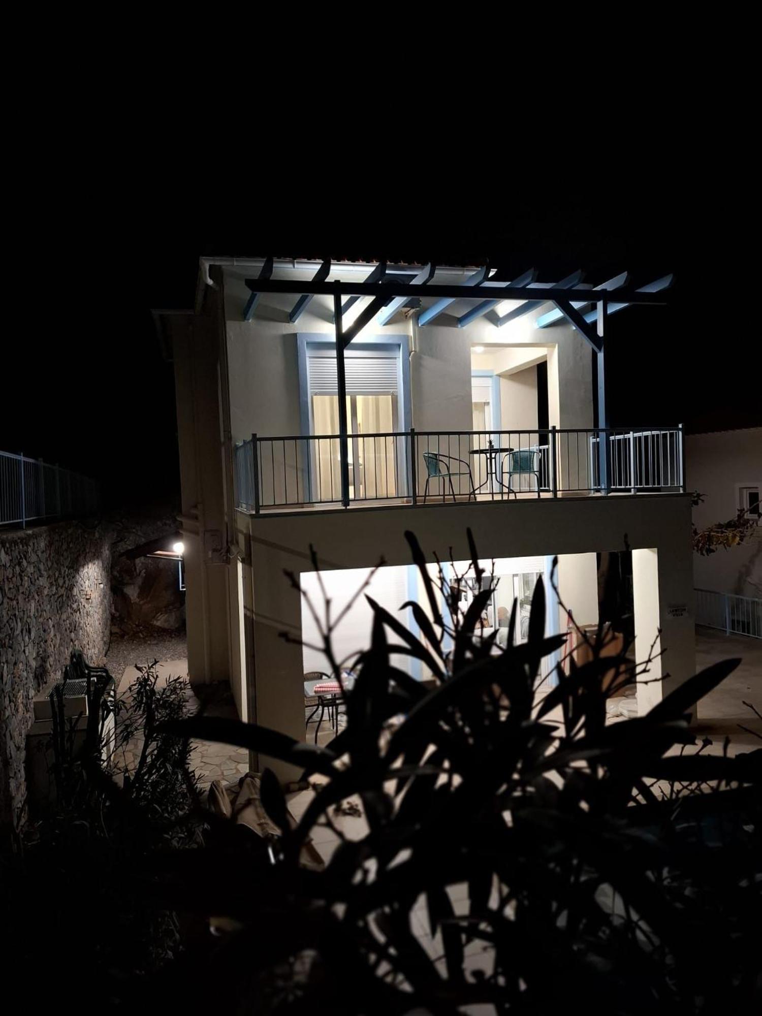 Vila Breathtaking Sea And Mountain Views Kefalas Exteriér fotografie